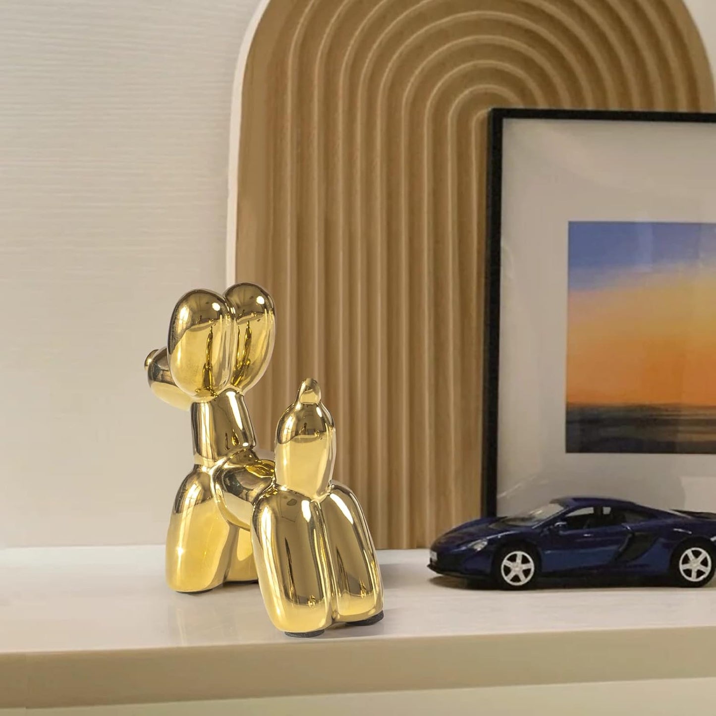 Balloon Dog Sculpture – Gold Resin Figurine for Modern Home & Office Decor