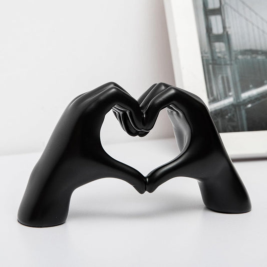Small Black Heart-Hand Statue – Modern Resin Love Gesture Figurine