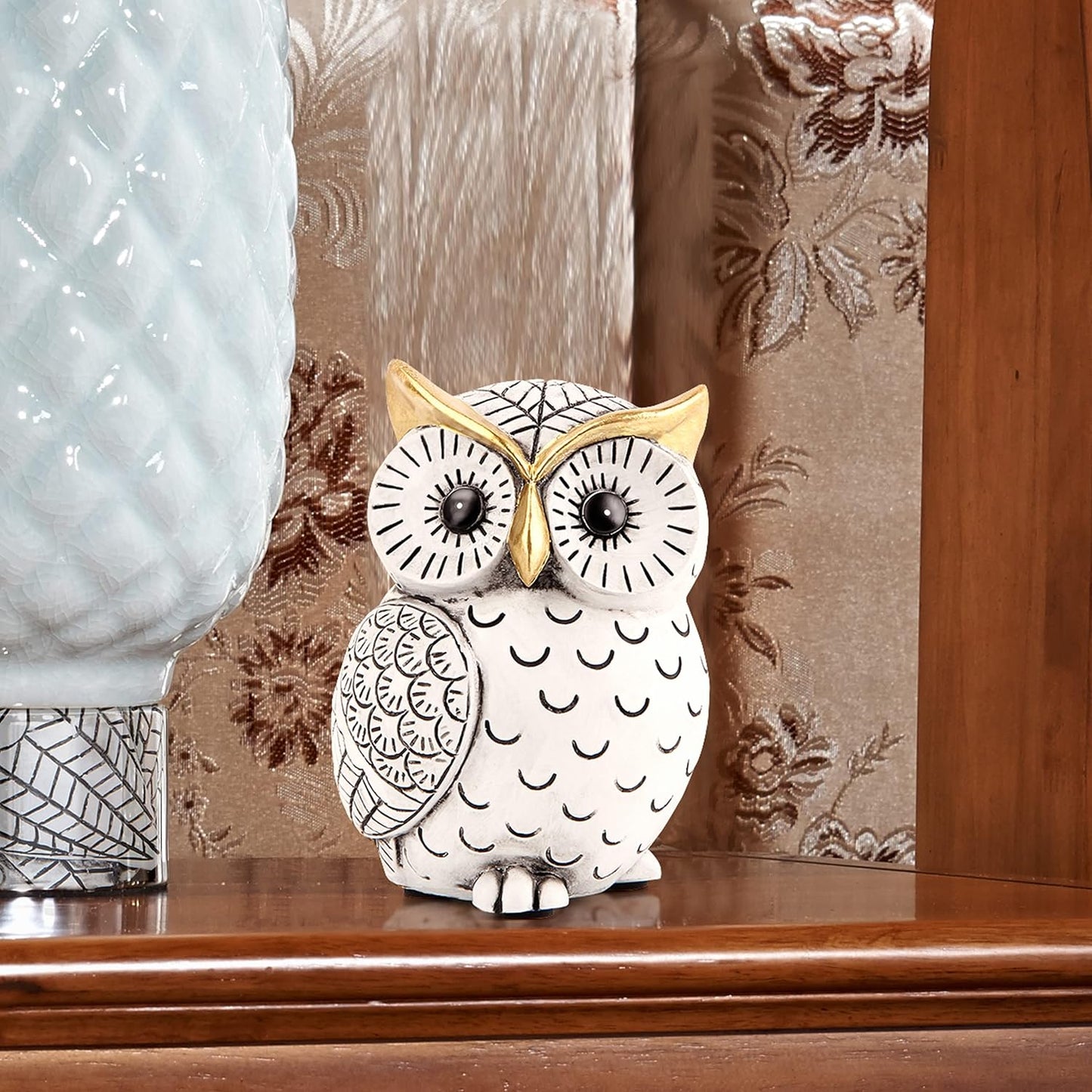 Nordic White & Gold Resin Owl Figurine – Abstract Home Decor Sculpture for Bookshelf, Desk, Living Room